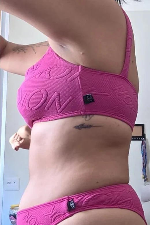 Camila depois de eliminar 11 kg